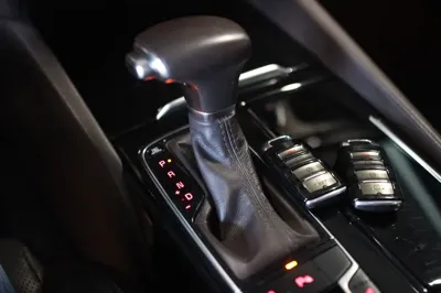 Kia K7 2016, 132938 км, за 10300000 KRW - фото 9