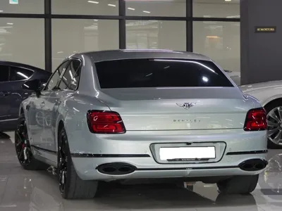 Bentley Flying Spur 2023, 28400 км, за 280000000 KRW