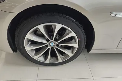 BMW 5 Series 2014, 139000 км, за 110501.38 CNY - фото 10