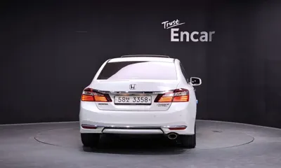 Honda Accord 2017, 127149 км, за 10700000 KRW - фото 4