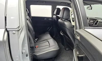 KG_Mobility_Ssangyong Rexton 2018, 157314 км, за 8000000 KRW - фото 12