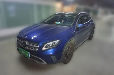 Mercedes-Benz GLA · 2018 год