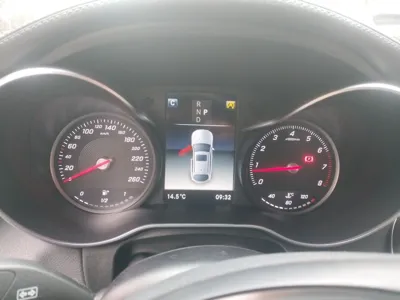Mercedes-Benz GLC Coupe 2017, 48200 км, за 142946.32 CNY - фото 12