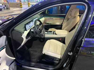 Genesis GV70 2025, 31000 км, за 36000000 KRW - фото 9