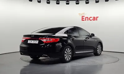 Hyundai Grandeur 2016, 139905 км, за 7990000 KRW