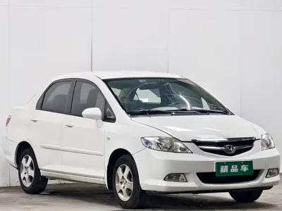 Honda City 2007, 110000 км, за 7800 CNY