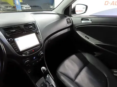 Hyundai Accent 2015, 135929 км, за 4700000 KRW - фото 11