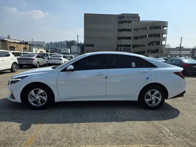 Hyundai Avante 2022, 76125 км, за 18800000 KRW - фото 8
