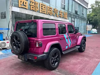 Jeep Wrangler 2024, 55000 км, за 232600 CNY - фото 5