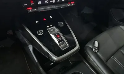 Audi Q4 e-tron 2025, 9469 км, за 36900000 KRW - фото 9