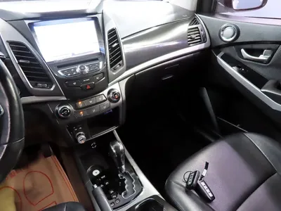 KG_Mobility_Ssangyong KORANDO 2018, 102203 км, за 6900000 KRW - фото 18