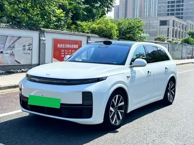 Li Auto Li L7 · 2024 год