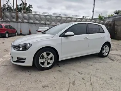 Volkswagen Golf 2016, 60000 км, за 35800 CNY