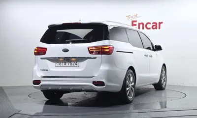 Kia Canival 2019, 37294 км, за 17000000 KRW