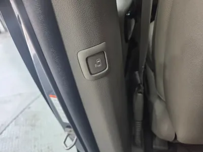 Kia Canival 2016, 127253 км, за 9700000 KRW - фото 18