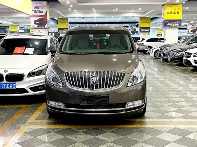 Buick GL8 2013, 60000 км, за 68800 CNY