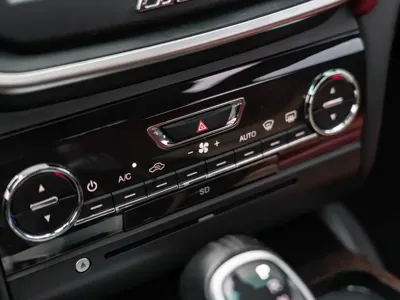 Maserati Ghibli 2016, 90000 км, за 165000 CNY - фото 12