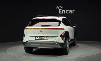 Hyundai Kona 2026, 8692 км, за 32500000 KRW