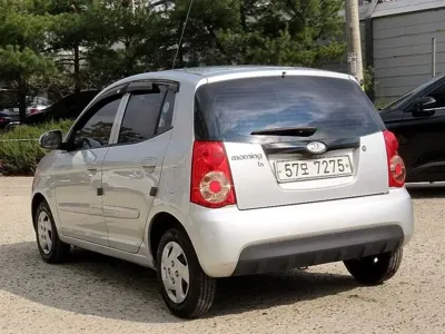 Kia Morning 2010, 122393 км, за 1400000 KRW