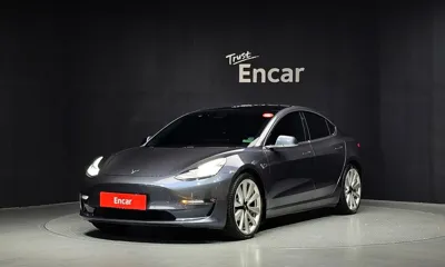 Tesla Model 3 · 2020 год
