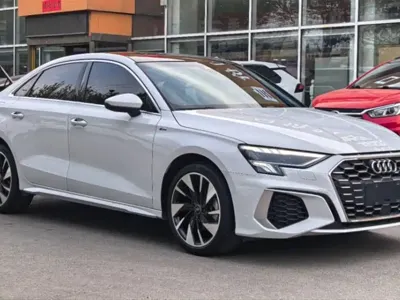 Audi A3 2022, 52000 км, за 109800 CNY