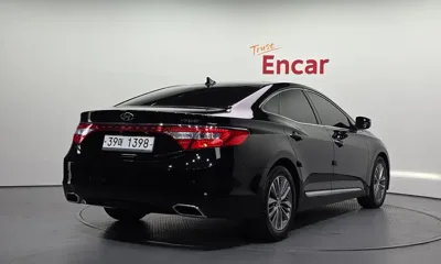Hyundai Grandeur 2015, 250810 км, за 3800000 KRW - фото 2