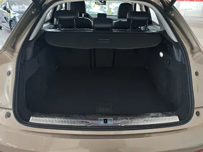 Audi Q3 2017, 54100 км, за 55800 CNY