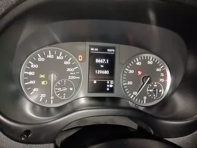 Mercedes-Benz Vito 2018, 139600 км, за 140280.45 CNY - фото 15