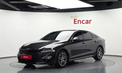 Kia K5 · 2023 год
