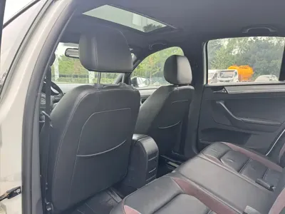 Volkswagen Bora 2014, 105000 км, за 25800 CNY - фото 9