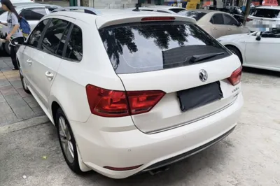 Volkswagen Gran Lavida 2017, 72100 км, за 51674.88 CNY