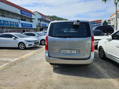 Hyundai Starex 2015, 440000 км, за 3900000 KRW