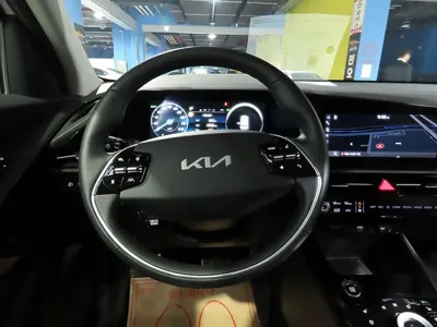 Kia Niro 2022, 26043 км, за 27900000 KRW - фото 13