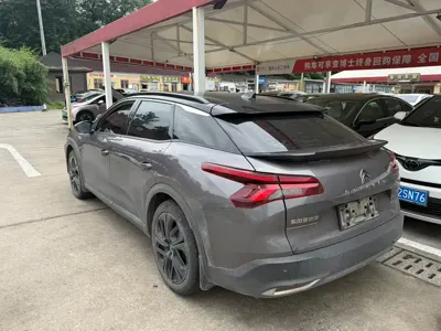 Citroen C5 X 2022, 100000 км, за 63800 CNY