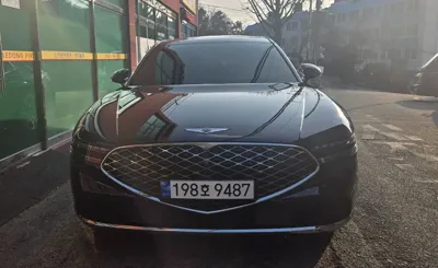 Genesis G90 · 2023 год