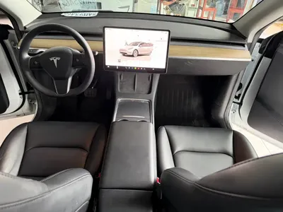 Tesla Model Y 2023, 48000 км, за 158800 CNY