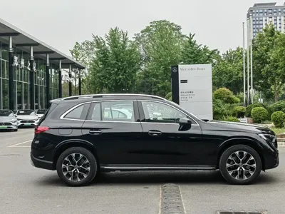 Mercedes-Benz 奔驰GLC新能源 2024, 11000 км, за 289800 CNY - фото 5