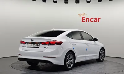 Hyundai Avante 2017, 180879 км, за 6900000 KRW