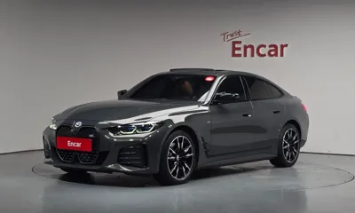 BMW i4 · 2024 год