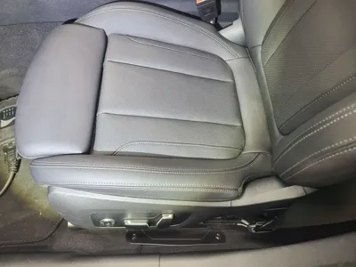 BMW 3-Series 2025, 7500 км, за 42000000 KRW - фото 6