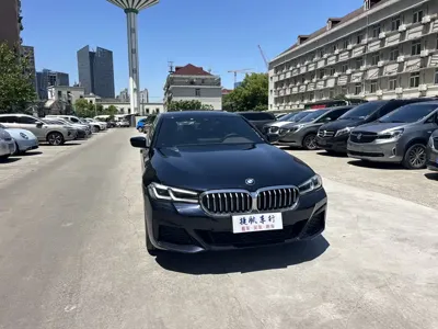 BMW 5 Series 2021, 100000 км, за 178800 CNY