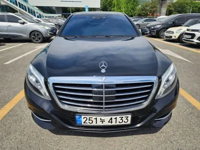 Mercedes-Benz S-Class · 2017 год