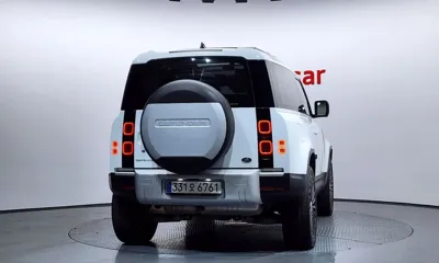 Land Rover Defender 2022, 81621 км, за 53500000 KRW