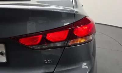 Hyundai Avante 2018, 61358 км, за 10800000 KRW - фото 23