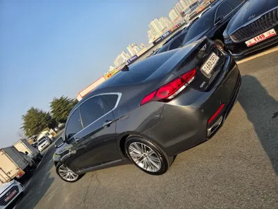 Genesis G80 2018, 178905 км, за 12800000 KRW