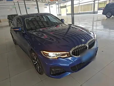 BMW 3 Series 2019, 112700 км, за 107300 CNY