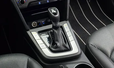 Hyundai Avante 2017, 91952 км, за 9500000 KRW - фото 9