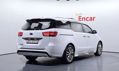 Kia Canival 2016, 75941 км, за 13800000 KRW - фото 2