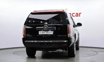 Cadillac Escalade 2011, 177545 км, за 11500000 KRW