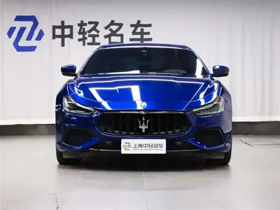 Maserati Ghibli 2024, 32000 км, за 418000 CNY
